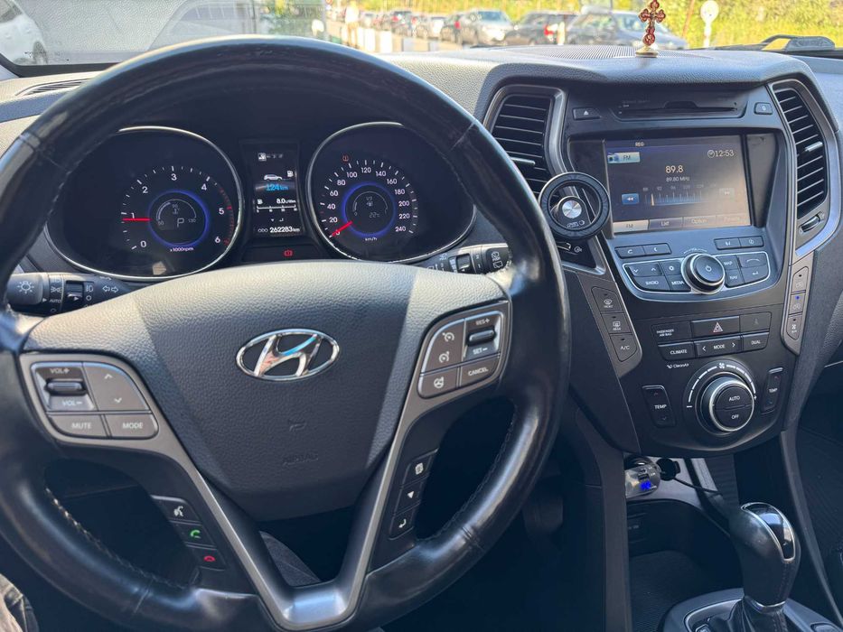 Hyundai Grand Santa Fe 2.2 CRDi 197 CP 4WD – 7 locuri – Full