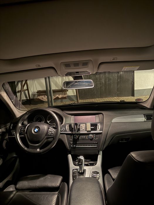 BMW X3 F25 20d xDrive 184 CP | 2011 | 249.000 km | Panoramic | Piele | Navi Mare