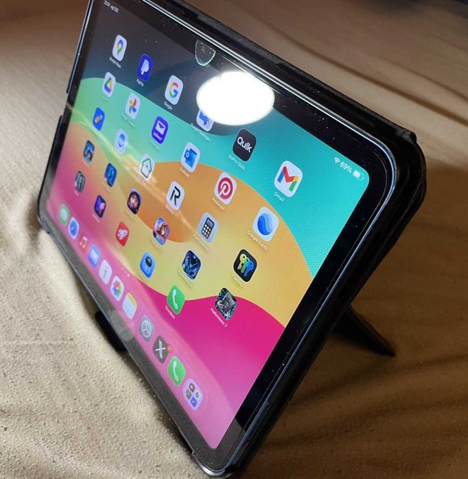 iPad 10th Gen 256GB Blue + Apple Pencil USB