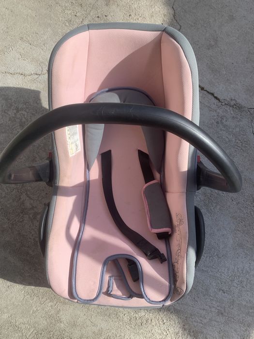 Бебешка кошница .