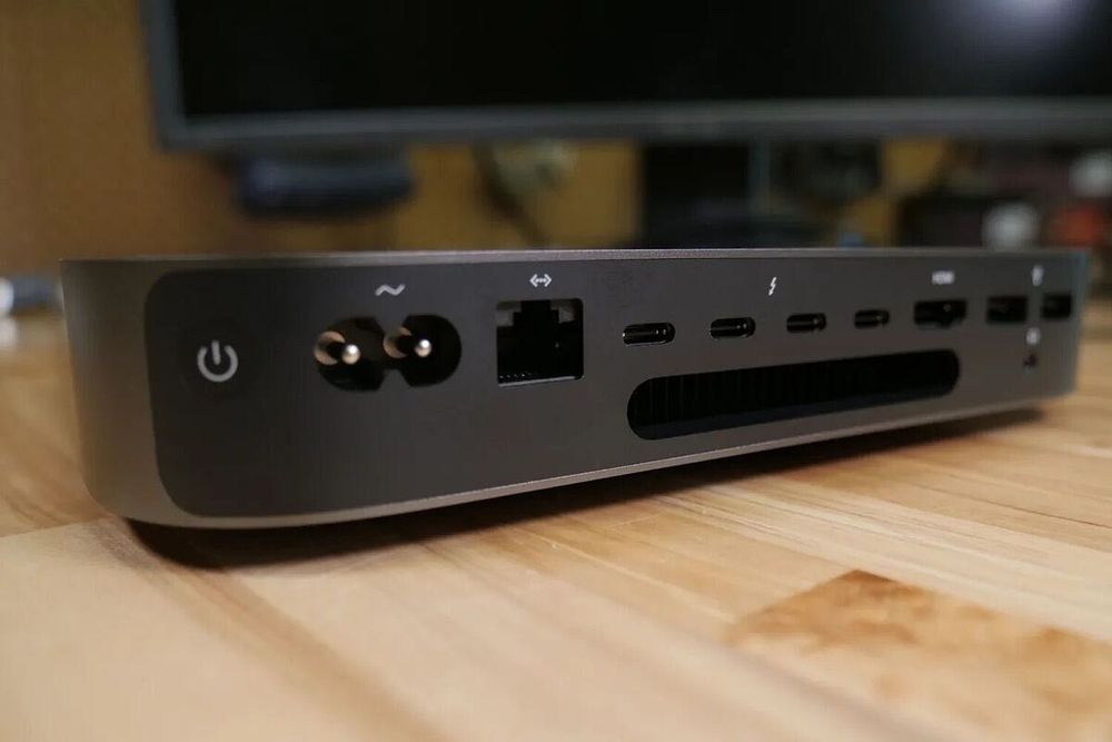 Apple Mac Mini из США (2018) 3.2Ghz 6 Core i7. macOS 15 Sequoia. 5K