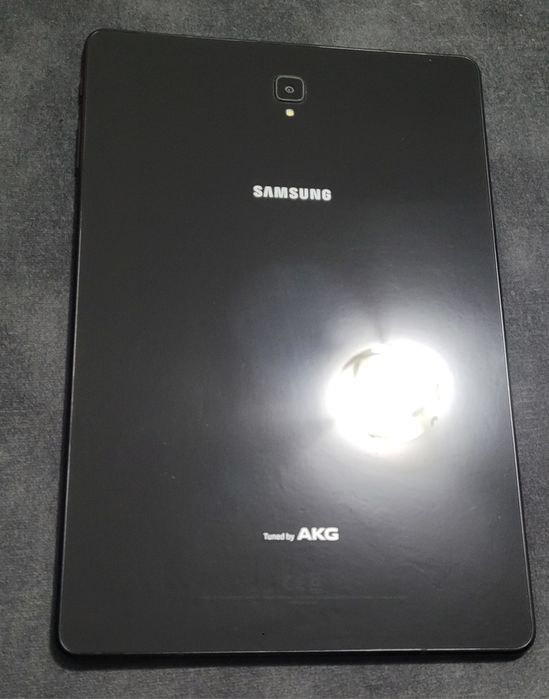 Samsung Galaxy Tab S4 – Perfectă, cu stylus + husă – 499 lei