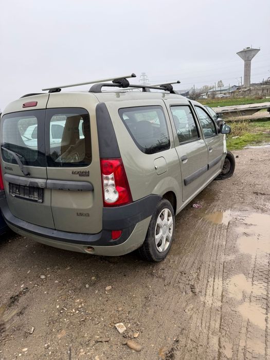 Usa stop capota far scaun Dacia Logan 1.5dci E4