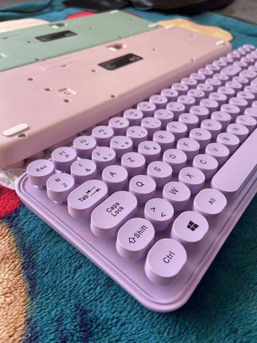 Безжична Механична Клавиатура