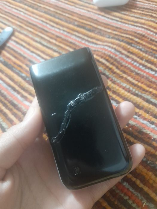 Novey x77 ochilib yopiladigan tugmali telefon