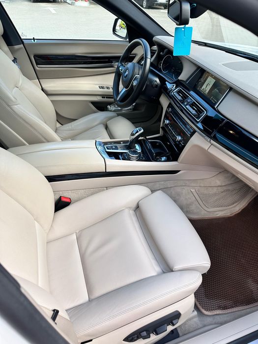 750 pachet M un model deosebit pentru pretentiosi!