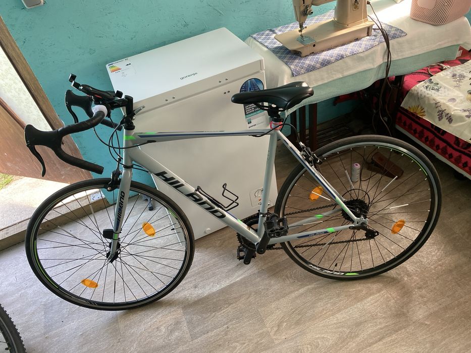 Vand bicicleta in stare foarte buna .