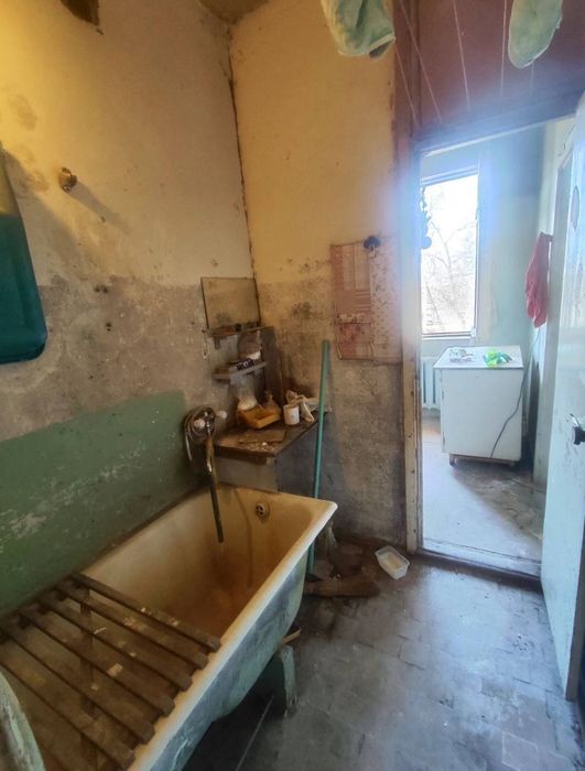 Продам чиланзар 19.  Двух комнатная.  Разделка