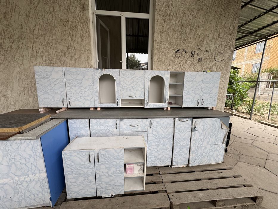 Кухонный гарнитур