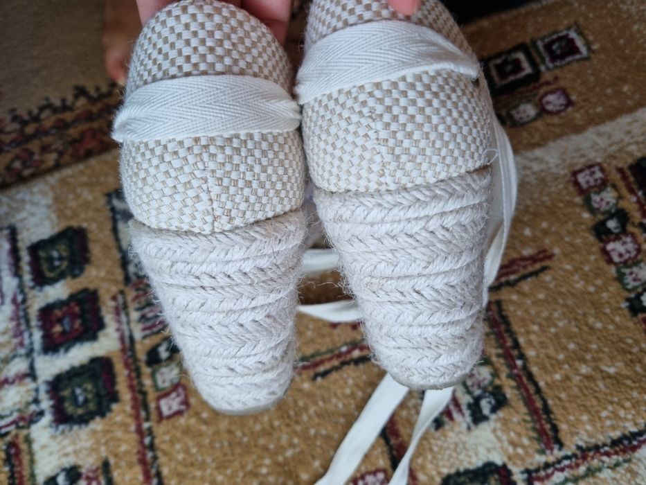 Sandale vârf închis, platformă, DeeZee, mărime 38