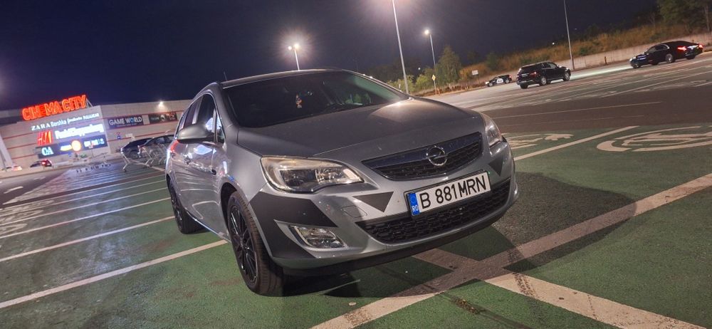 Opel Astra J  1.6 + GPL