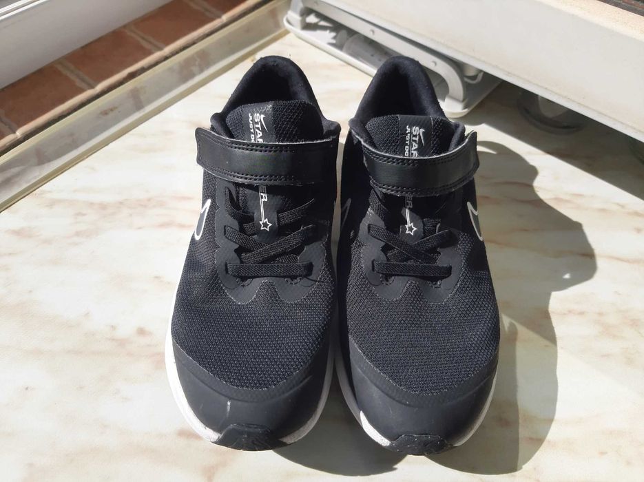 маратонки Nike,  35 номер