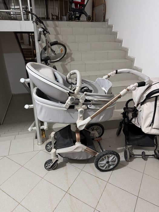 Коляска hot mom.