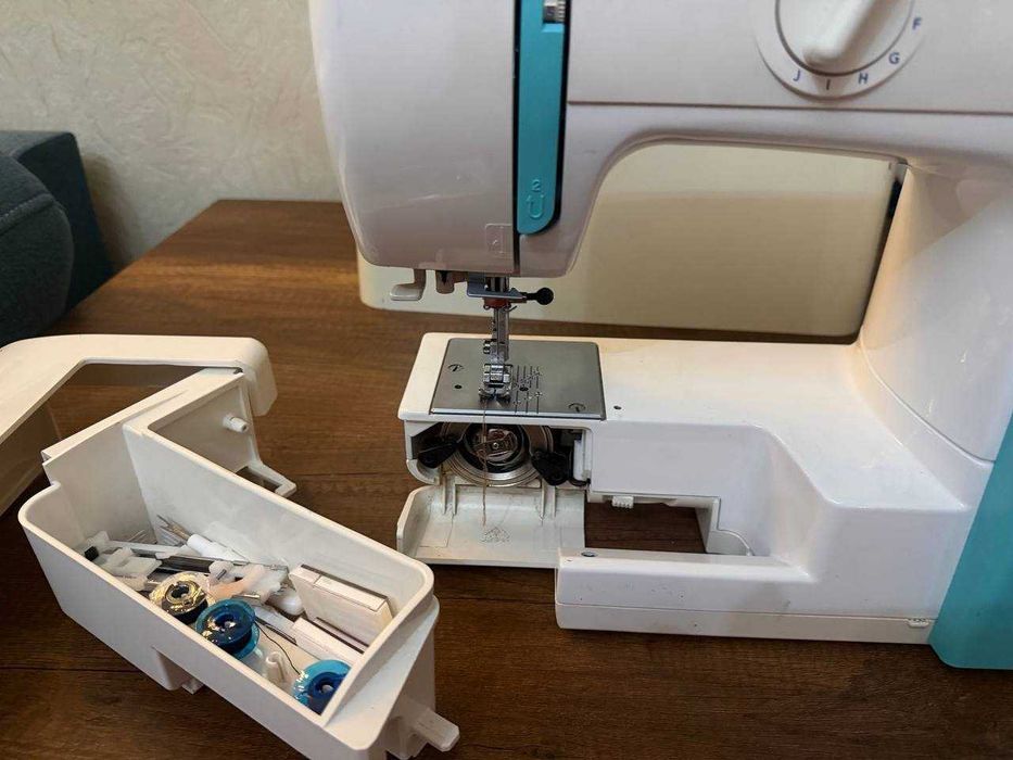 Швейная машинка janome 85.000