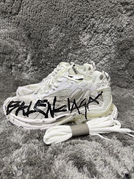 Balenciaga Runner Graffiti White/Black