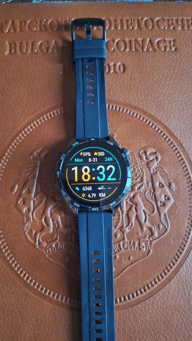 Huawey GT4 Перфектен