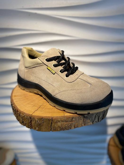 Спецодежды и спецобувы