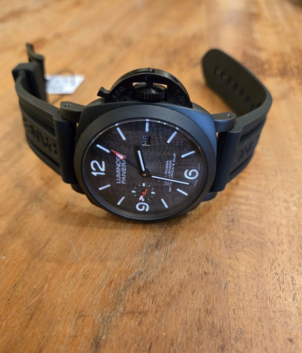 Panerai luminor Luna rossa