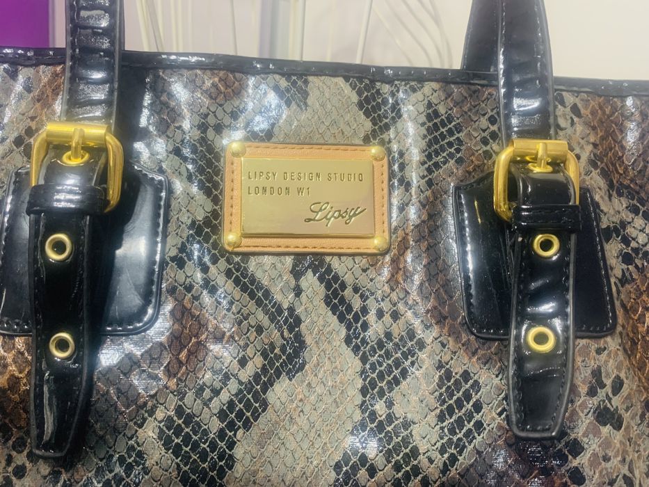 LIPSY Нова дамска чанта животински принт с лого
