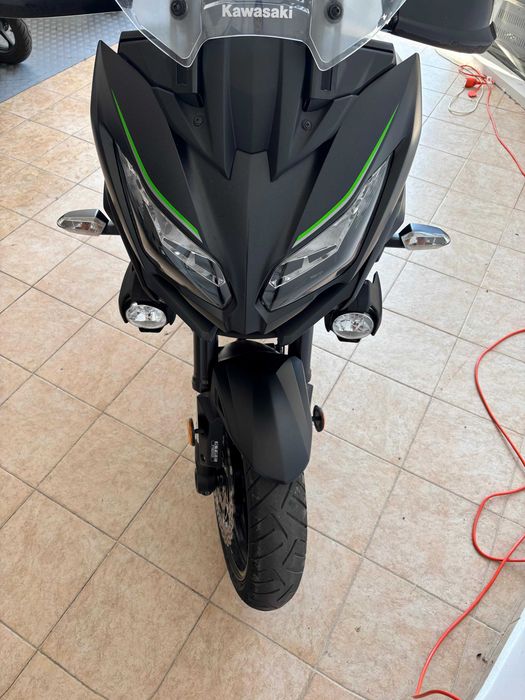 Мотоциклет Kawasaki Versys 1000