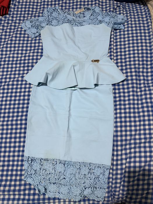 Классические костюмы