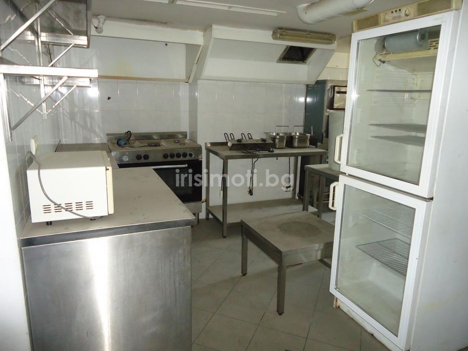 Дава се под наем Заведение в София, Център - 228 кв.м за 1368 € - Снимка #2