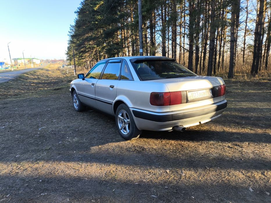 Продам Ауди 80 б4