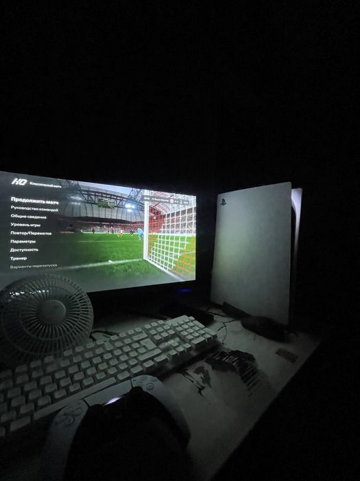 Продаю PlayStation 5 (PS5) в идеальном состоянии!