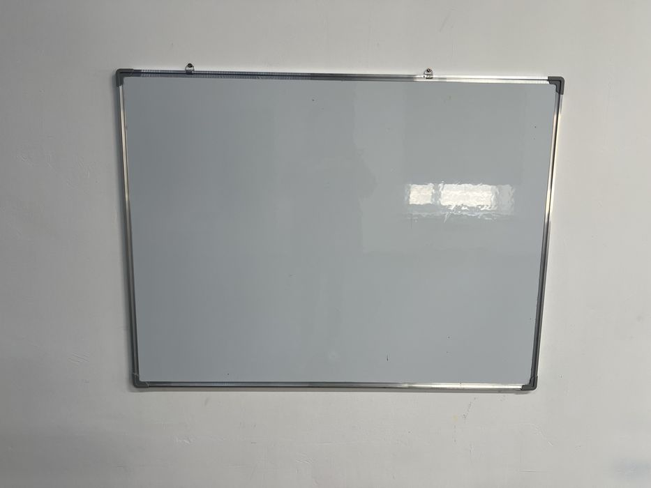 стул, обувница, доска, ковролан