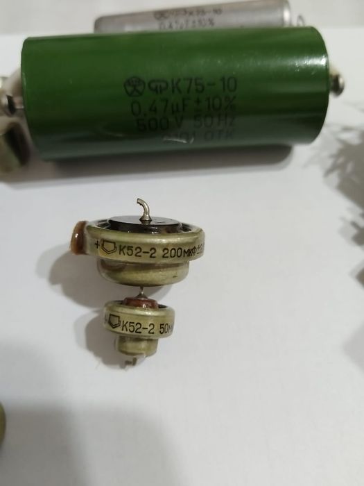 Имеем спрос на радиодетали советского производства.