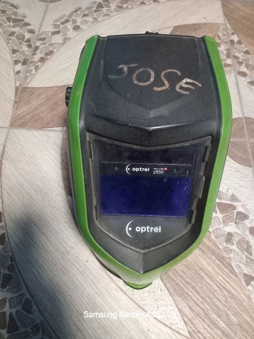 Casca du sudura Optrel p550 mare în Elveția