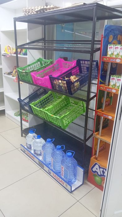 Продам полки , холодильник,для магазина