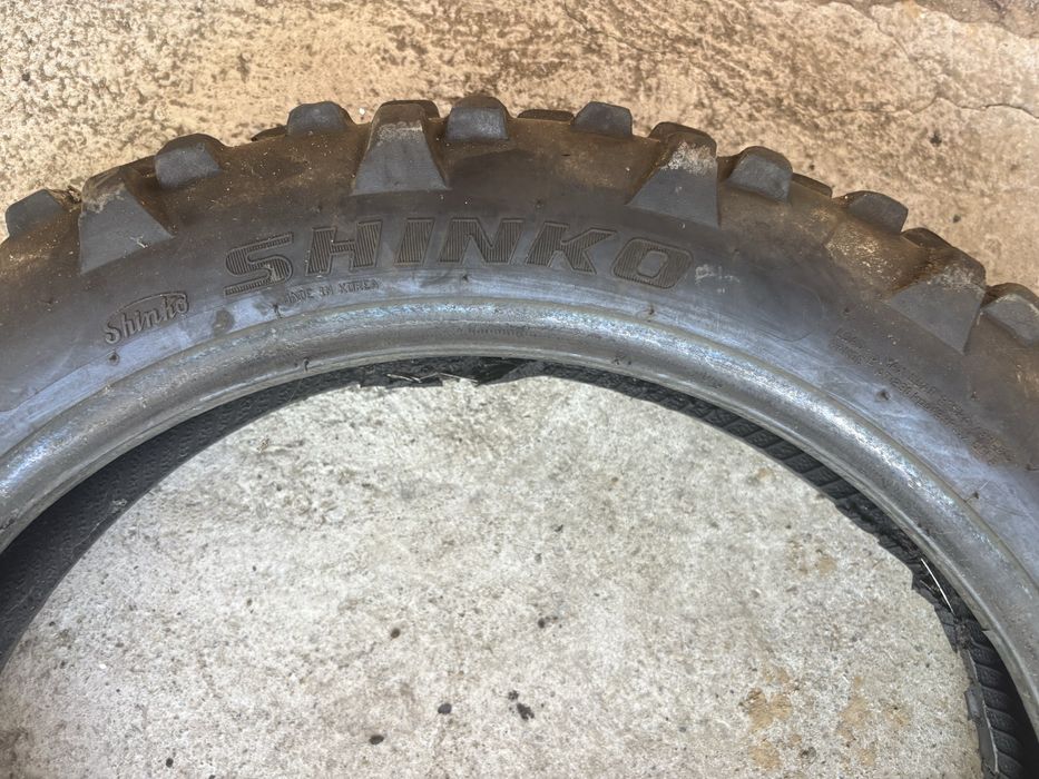 Vand 2 cauciucuri 140-80-18