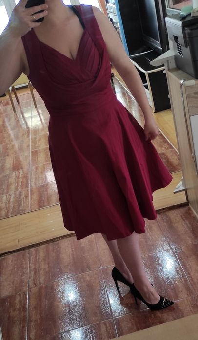 Rochie stil pin-up girl