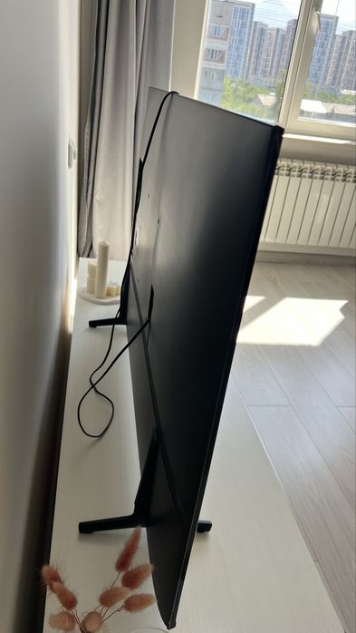 Телевизор SAMSUNG