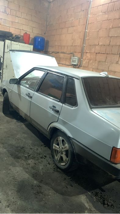 Продам ваз 21099