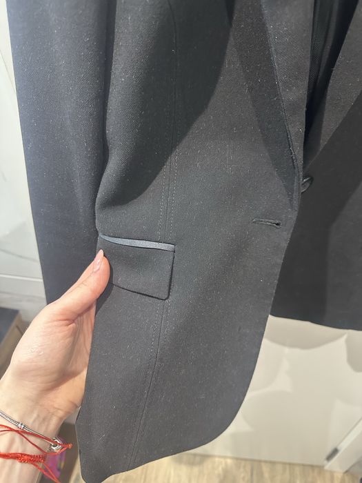 Черно сако Dika