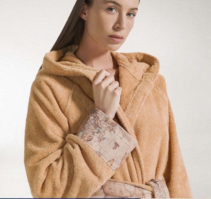 СУПЕР ПРОМО !!! Продавам халат 1A Classe