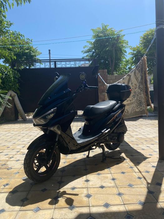 Мопед 175 куб макси