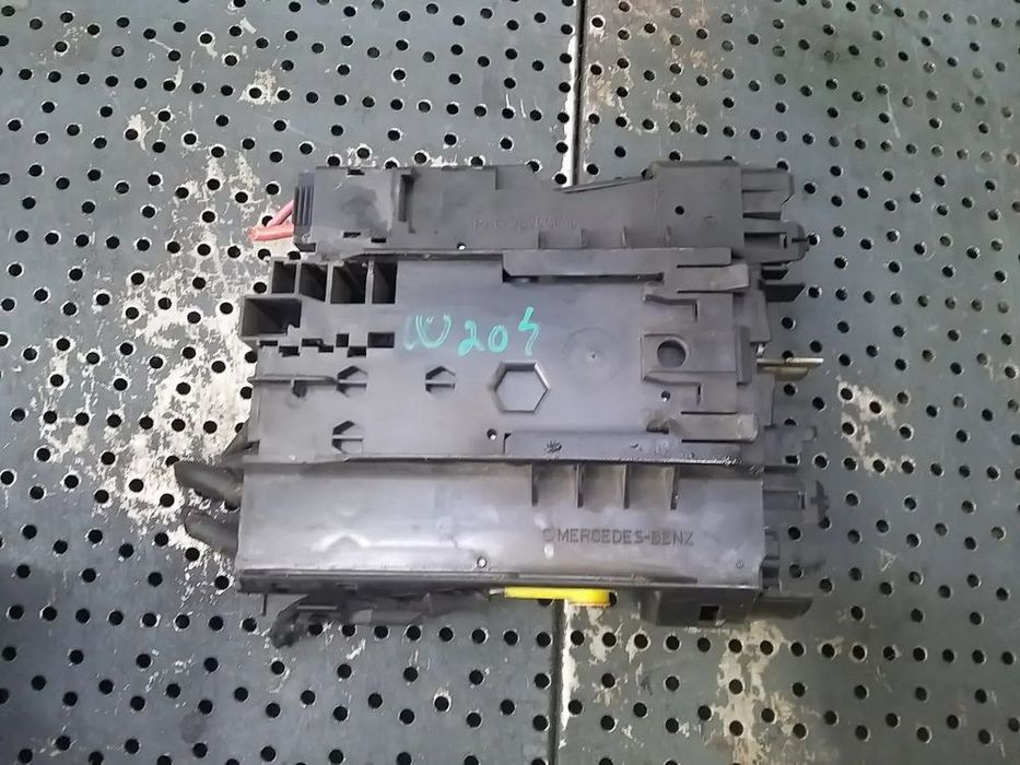 Panou tablou sigurante 1.8 b mercedes c class w204 a2045403550