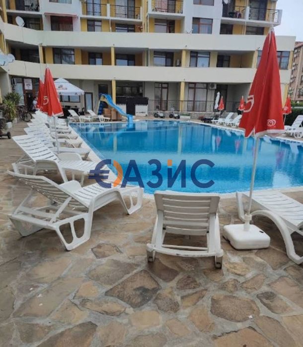 Продава се Двустаен апартамент в к.к. Слънчев бряг - 68 кв.м за 1317 €/кв.м - Снимка #12