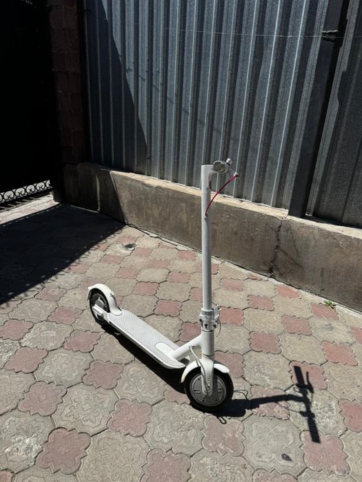 Продам электросамокат