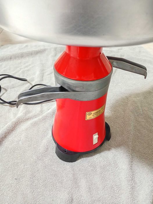 Separator smantana 12 L