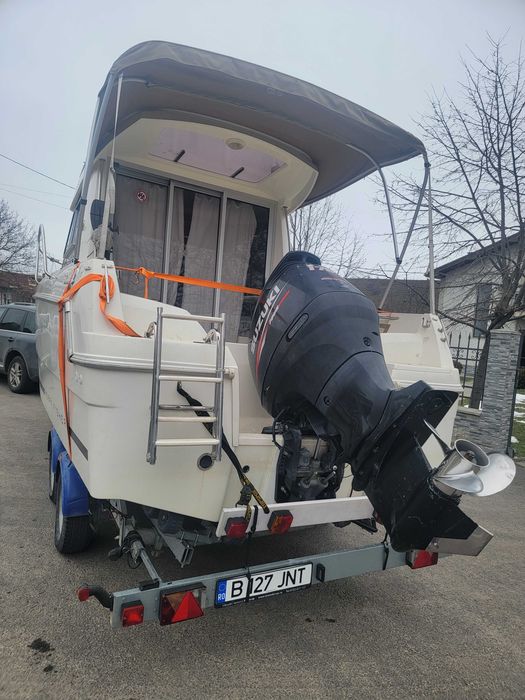 Vand barca Mery Fisher 645 cu motor Suzuki 175 cp si peridoc Brenderup 2500 kg inmatriculate Romania