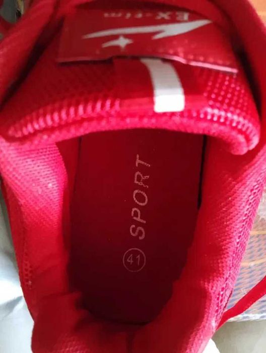 Мужские кроссовки