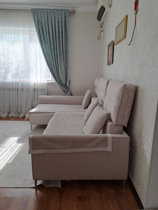 Продаётся угловой  диван
