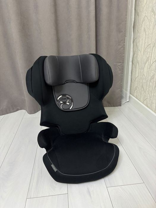 Продам автокресло Cybex