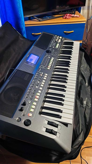 Vand Yamaha PSR-S670