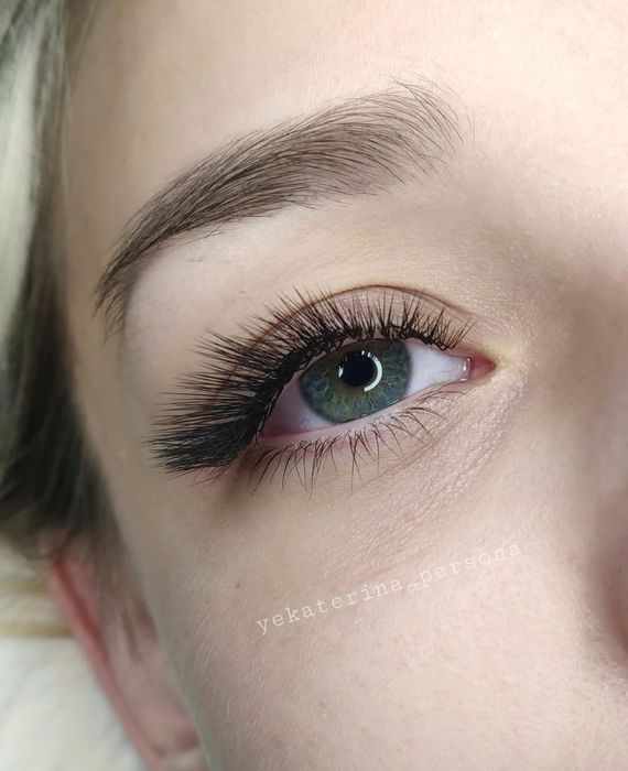 Наращивание ресниц в г. Уральск