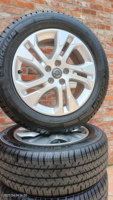 Jante Originale Opel Vivaro, anvelope Michelin 215 60 17 C